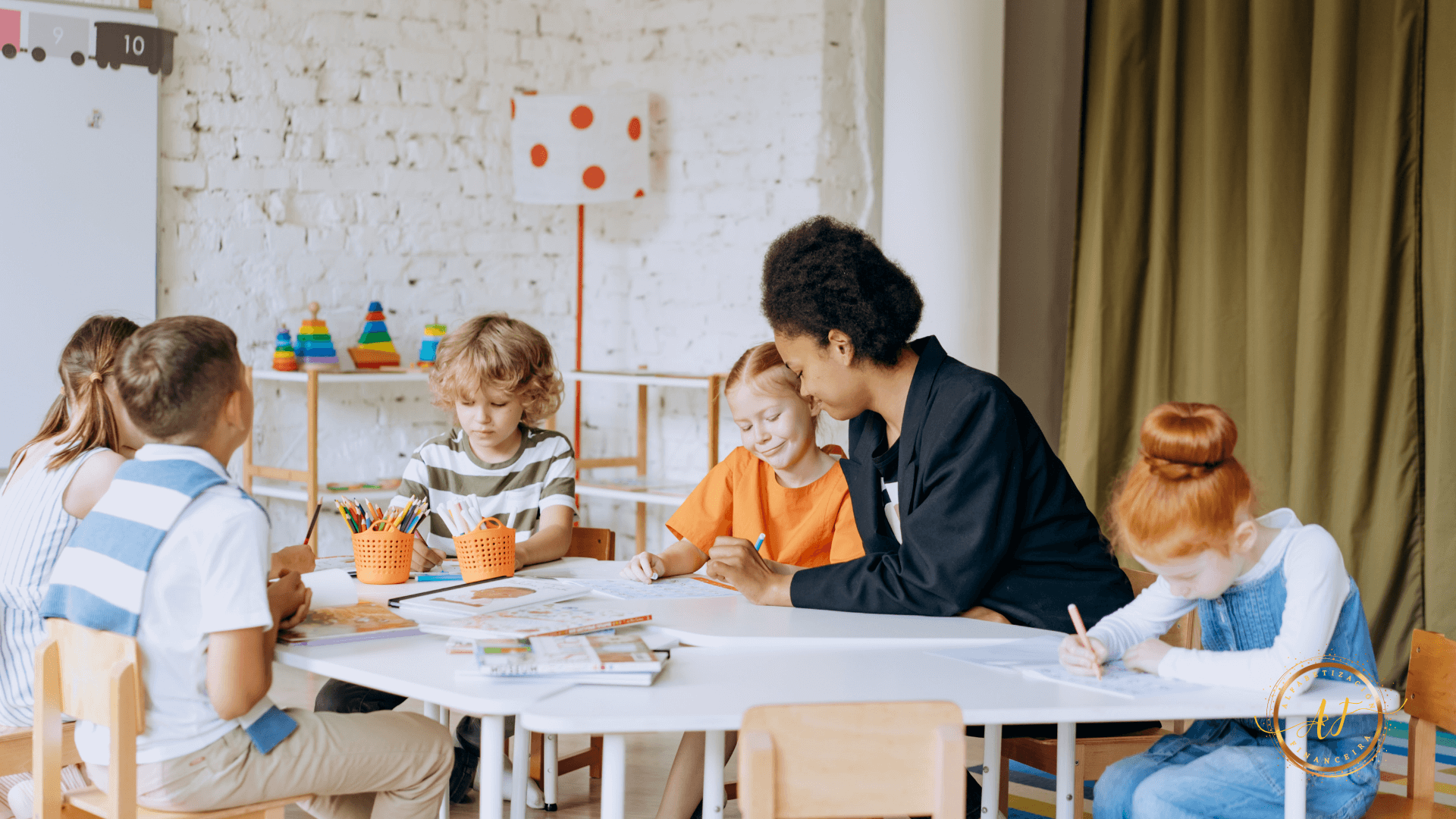 Como Ensinar Educação Financeira para Jovens: Dicas e Estratégias para Pais e Educadores